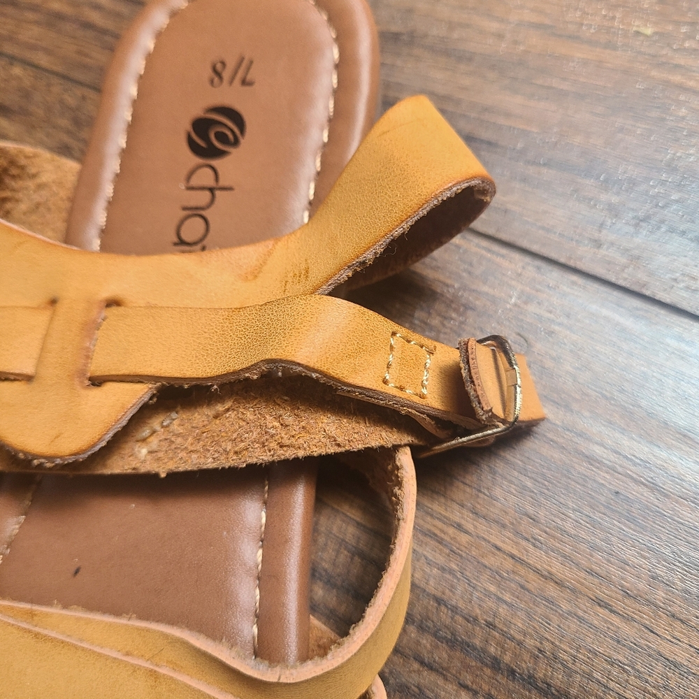 Sandals - Picture 3 of 4